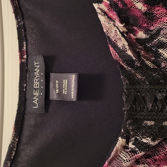 Lace top - Picture 2 of 6